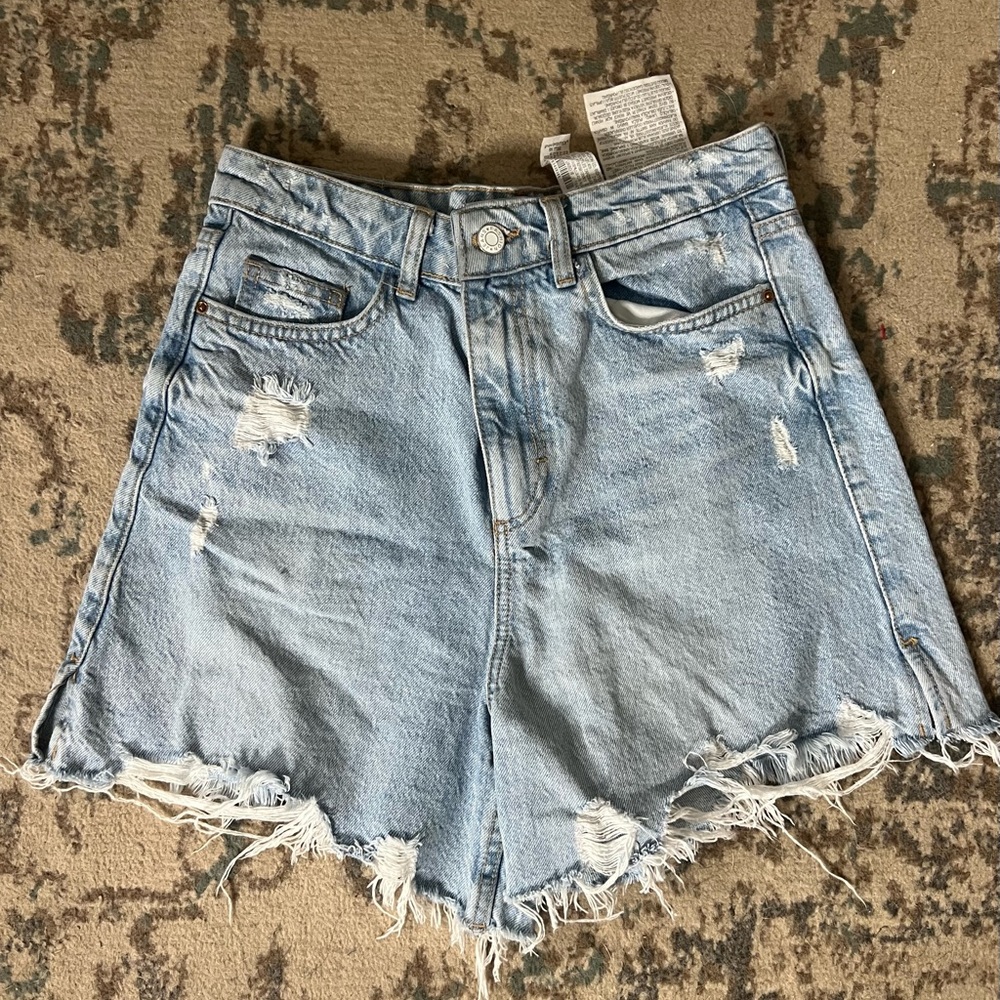 Zara High-Rise Distressed Denim Shorts